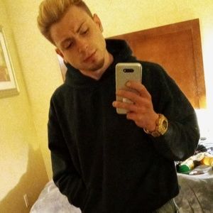 Meet your Posher, Jojo